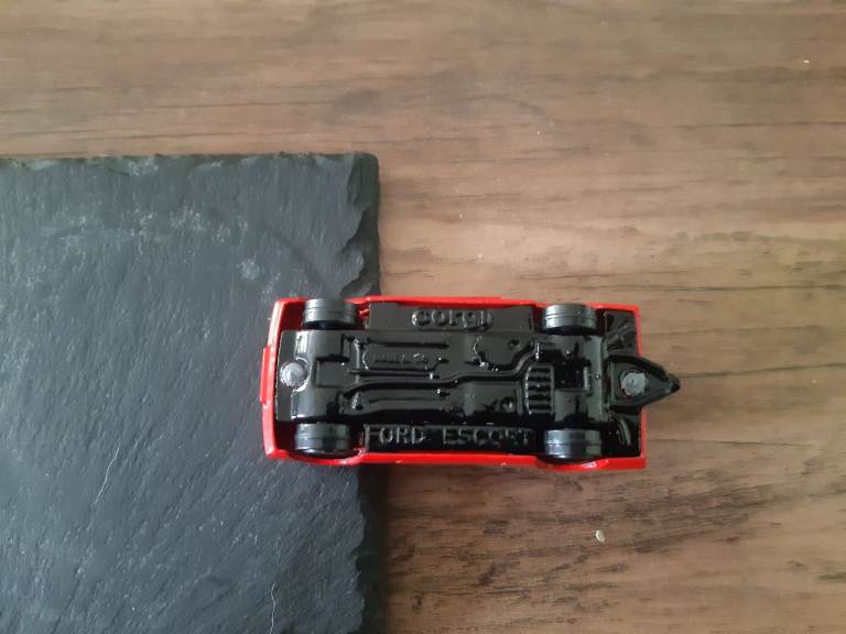 Ford Escort XR3i Diecast Model Car – Red, Good Condition