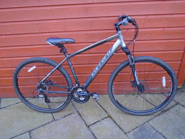 Carrera crossfire 2 bike 20 inch lightweight frame, 28 inch wheels, 21 gears, disc brakes