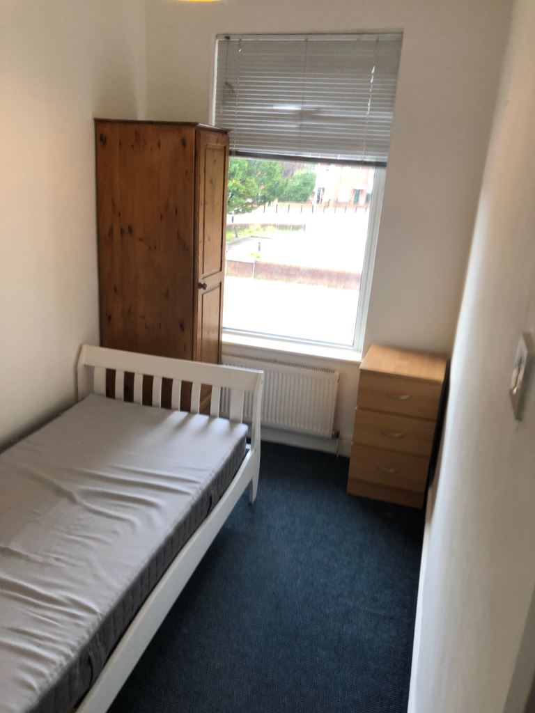 Single room to rent 