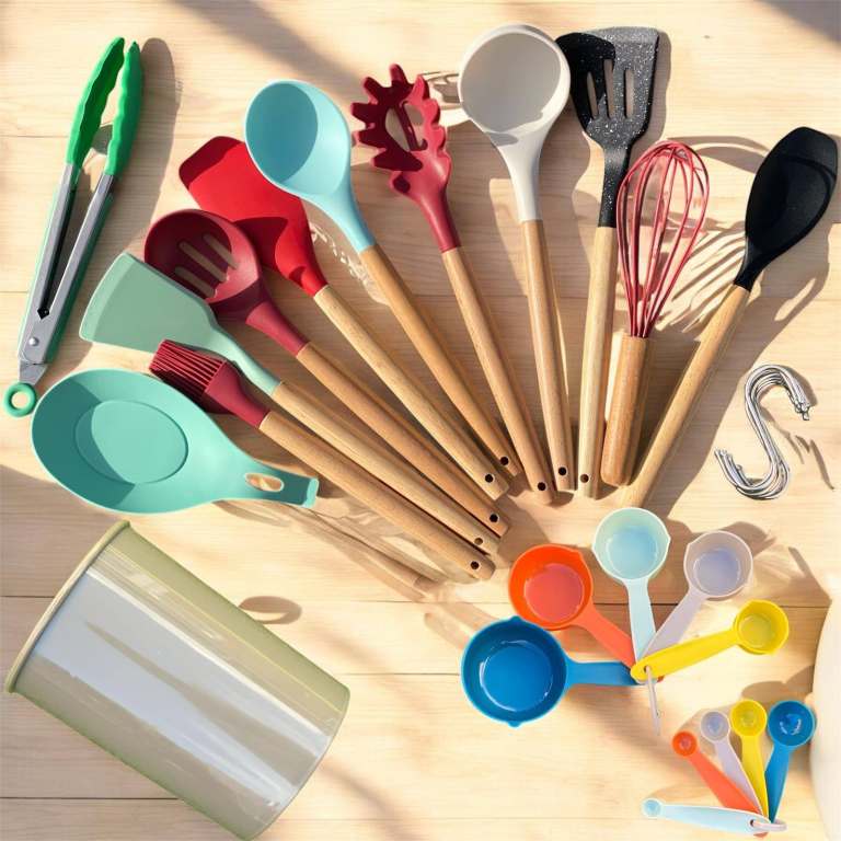 Colourful Larage Size Silicone Utensile Kitchen Set 33pcs Heat Resistant, Non Stick, Wooden Handles