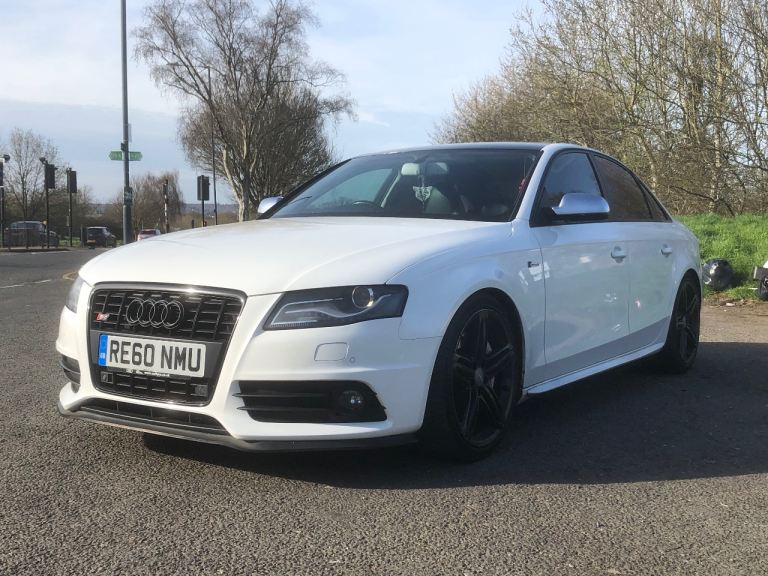 Audi, A4, Saloon, 2011, Manual, 2995 (cc), 4 doors