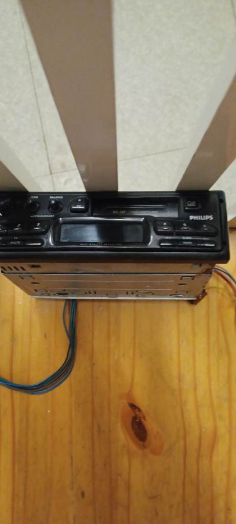 Phillips car stereo 