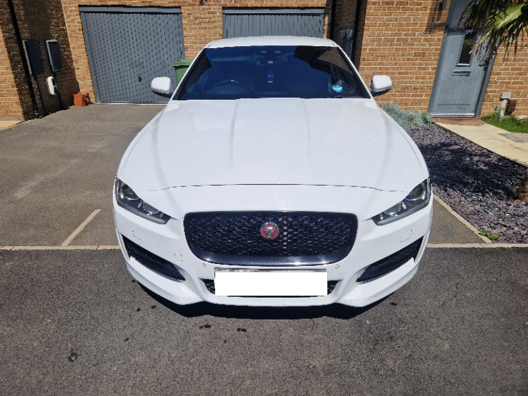 🚗 2017 Model Year Jaguar XE R-Sport | Registered September 2016 | 110,431 miles | Spares or Repair