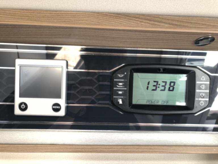 2016 SWIFT BOLERO 612EK 2 BERTH MOTORHOME