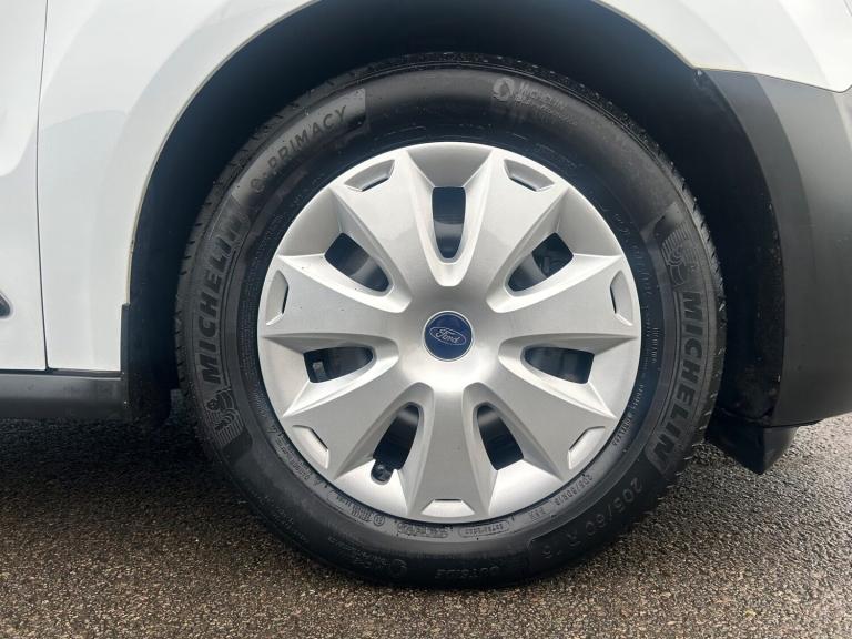 2020 Ford Transit Connect 210 BASE AIR CONDITIONED REVERSING CAMERA 1 OWNER Panel Van Petrol Manual