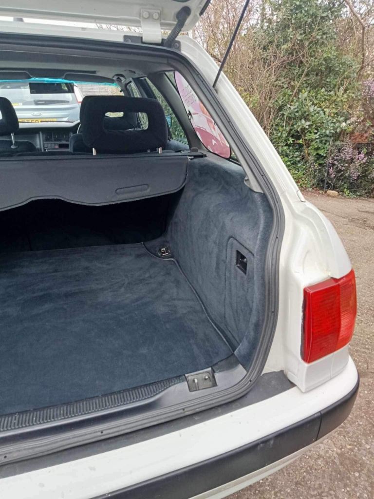 Audi, 80, Estate, 1993, Automatic, 1984 (cc), 5 doors