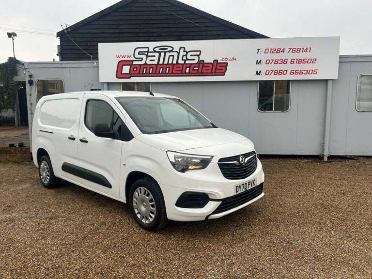 2020 70 VAUXHALL COMBO 1.5 TURBO D 2300 SPORTIVE PANEL VAN 4DR DIESEL MANUAL L2