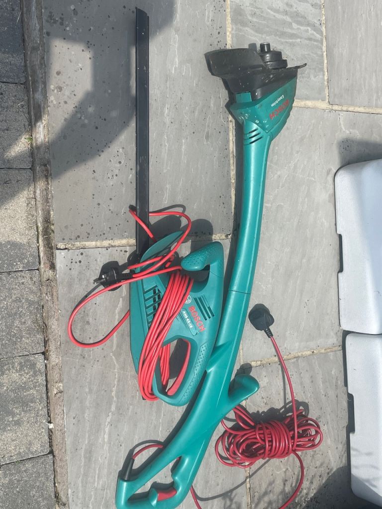 Bosch Electric Grass Trimmer - Good Condition