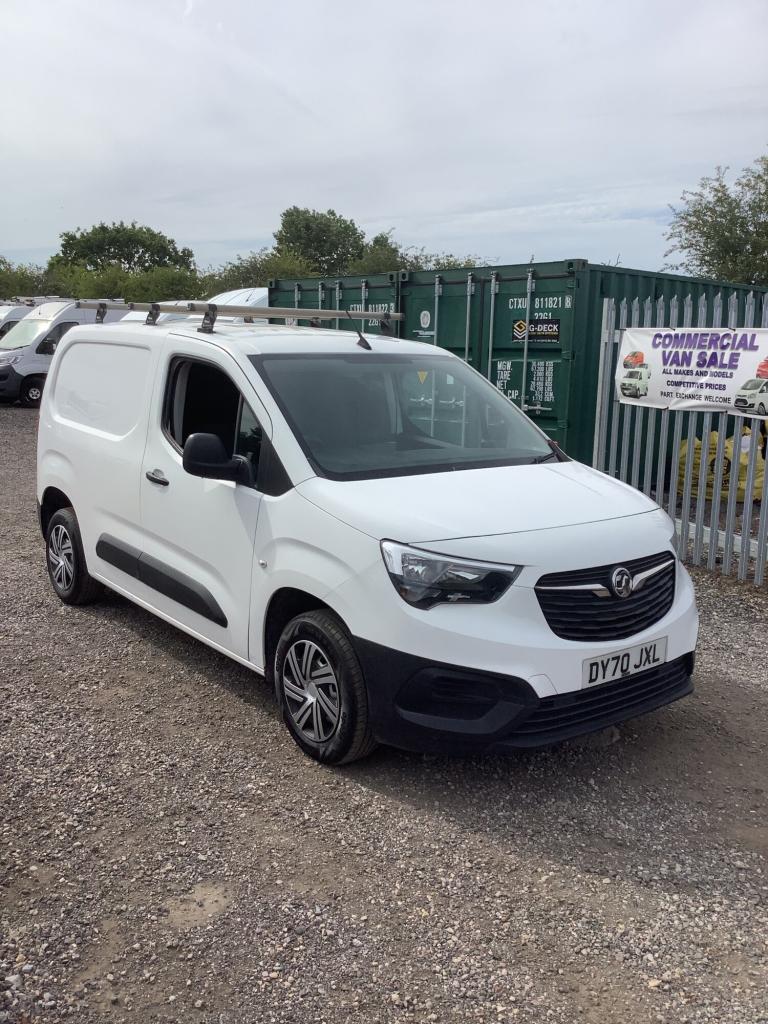 2020 Vauxhall Combo 2300 1.5 Turbo D 100ps H1 Sportive Van PANEL VAN Diesel Manual