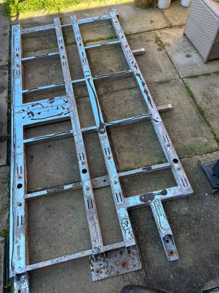 Crew cab seats and frame 