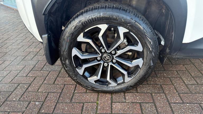 2022 Toyota Yaris Cross 1.5 Hybrid Design 5dr CVT Hybrid Estate Estate Hybrid Automatic