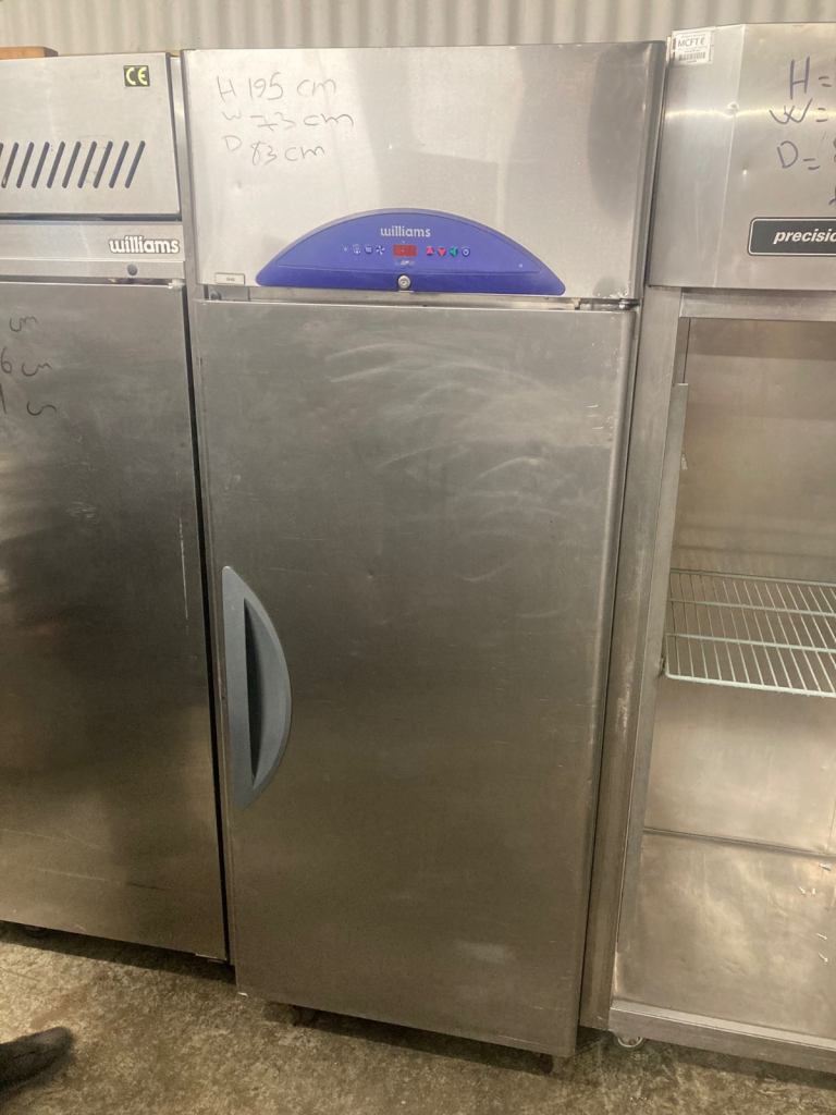 Commercial single door fridge fully serviced cafe shop restaurant 