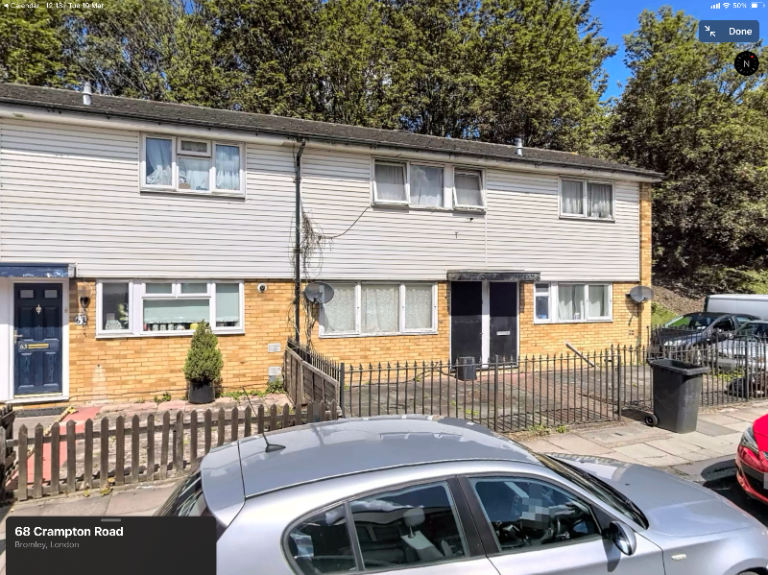 Double Room to let in Penge, near shops and transport, Universal Credit Welcome