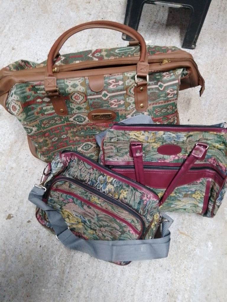 Holdalls and bags vintage 