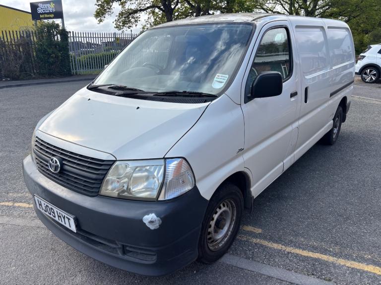 2009 Toyota HiAce 300 Van 2.5 D-4D 120hp PANEL VAN Diesel Manual