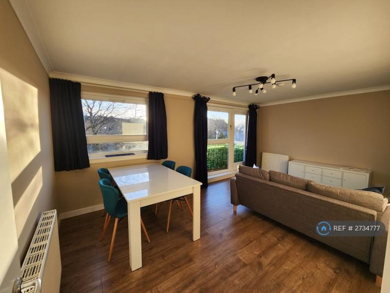 2 bedroom flat in Longstone Park, Edinburgh, EH14 (2 bed) (#2734777)