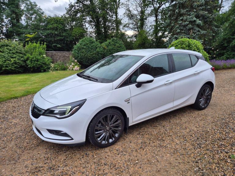 2016 Vauxhall Astra 1.4i Turbo Elite Nav Euro 6 5dr HATCHBACK Petrol Manual