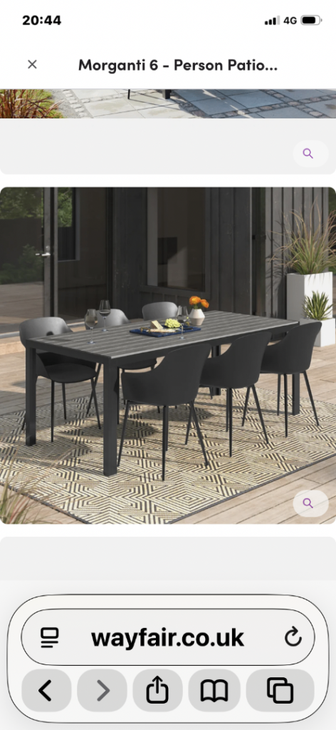 Contemporary outdoor dining table and chairs 