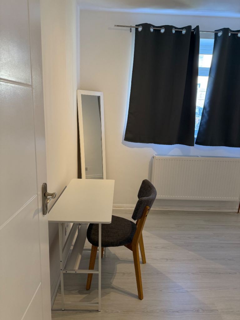 Double room for rent 