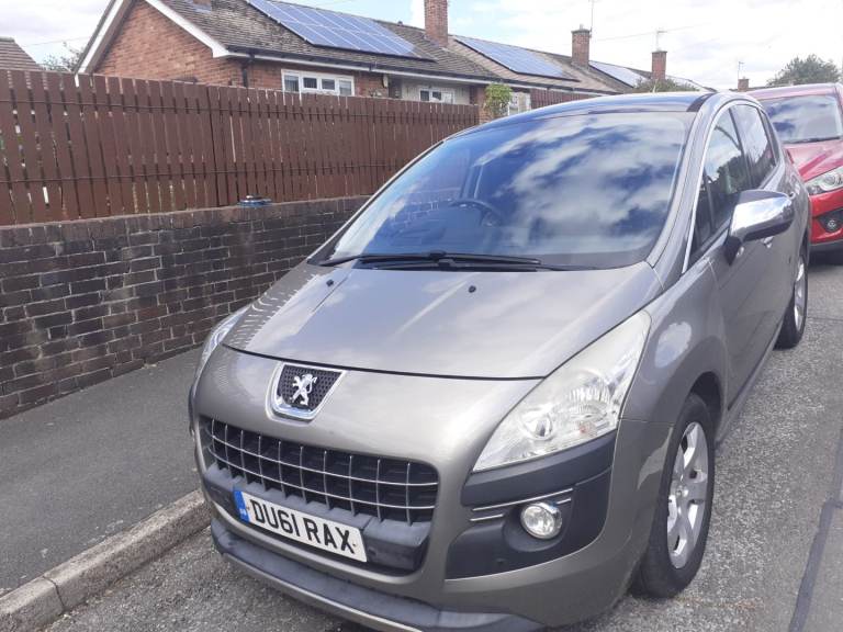 Peugeot, 3008, Hatchback, 2011, Semi-Auto, 1560 (cc), 5 doors