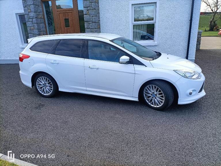 Ford, FOCUS, Estate, 2013, Manual, 1560 (cc), 5 doors