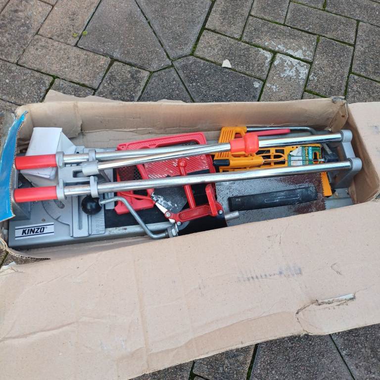 Kinzo Tile Cutter 400mm – Good Condition