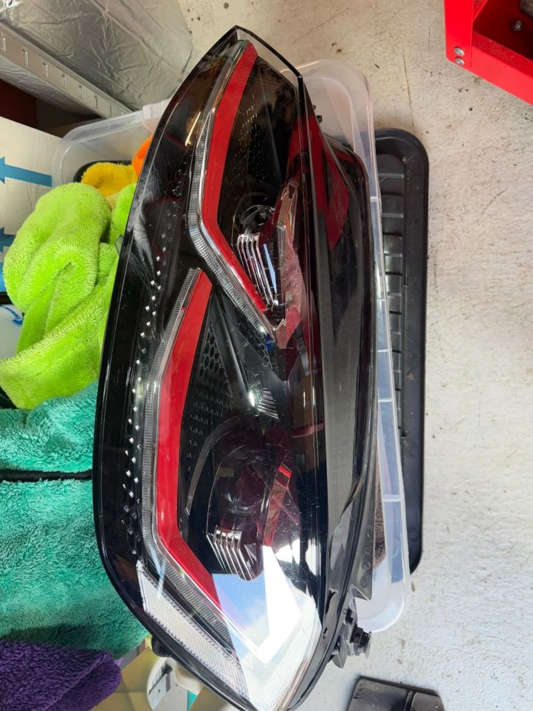 Vw golf gti headlight