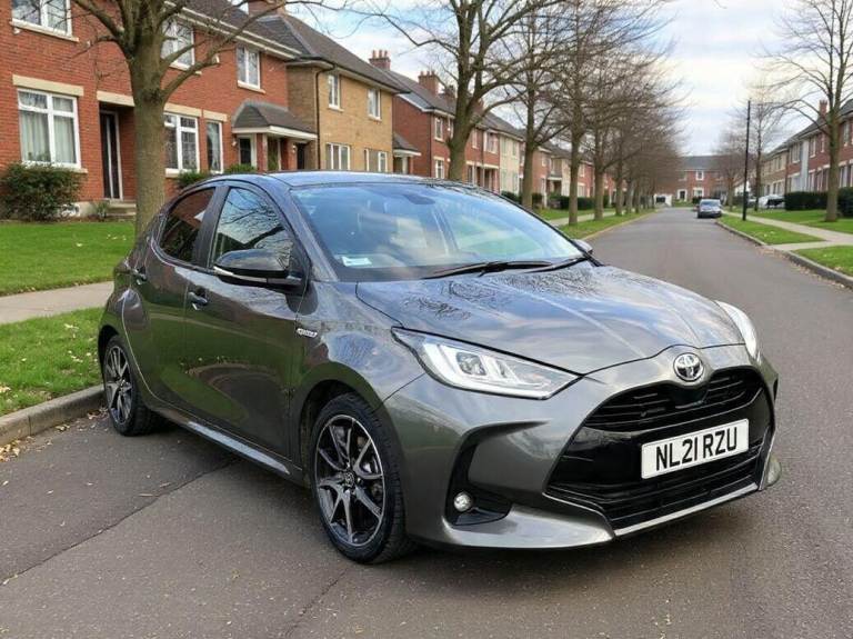2021 Toyota Yaris 1.5 VVT-h Dynamic Hatchback 5dr Petrol Hybrid E-CVT Euro 6 (s/s) (116 ps) Hatch...