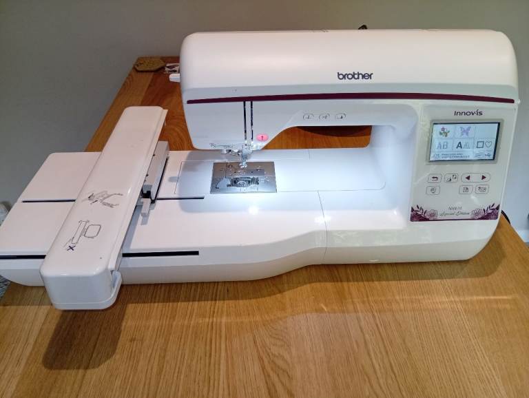 Brother Innov-is NV870 Special Edition Embroidery Machine - Low Stitch Count