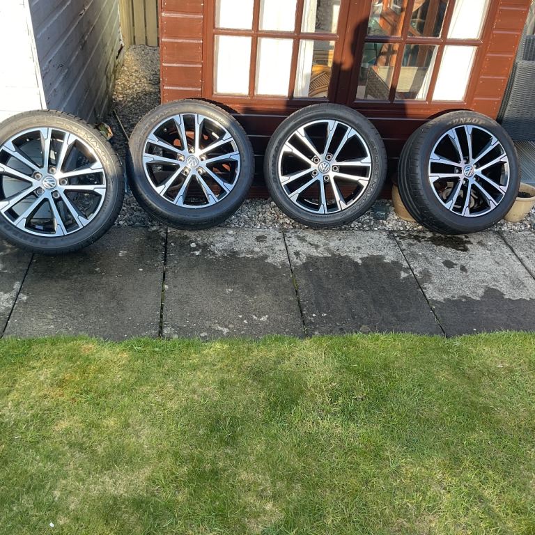 Volkswagen Golf alloy wheels