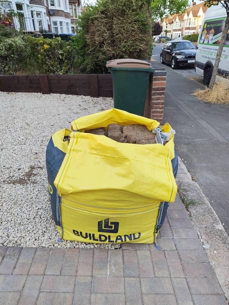 BUILDLAND Bulk Bag of Sharp Sand – Good Condition