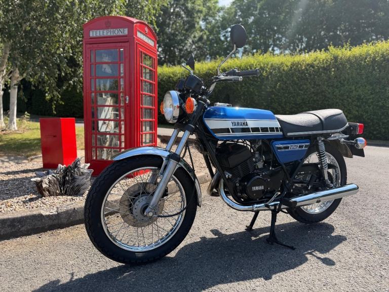 Yamaha RD250C 1975 Blue 2 Stroke Matching Numbers UK Bike