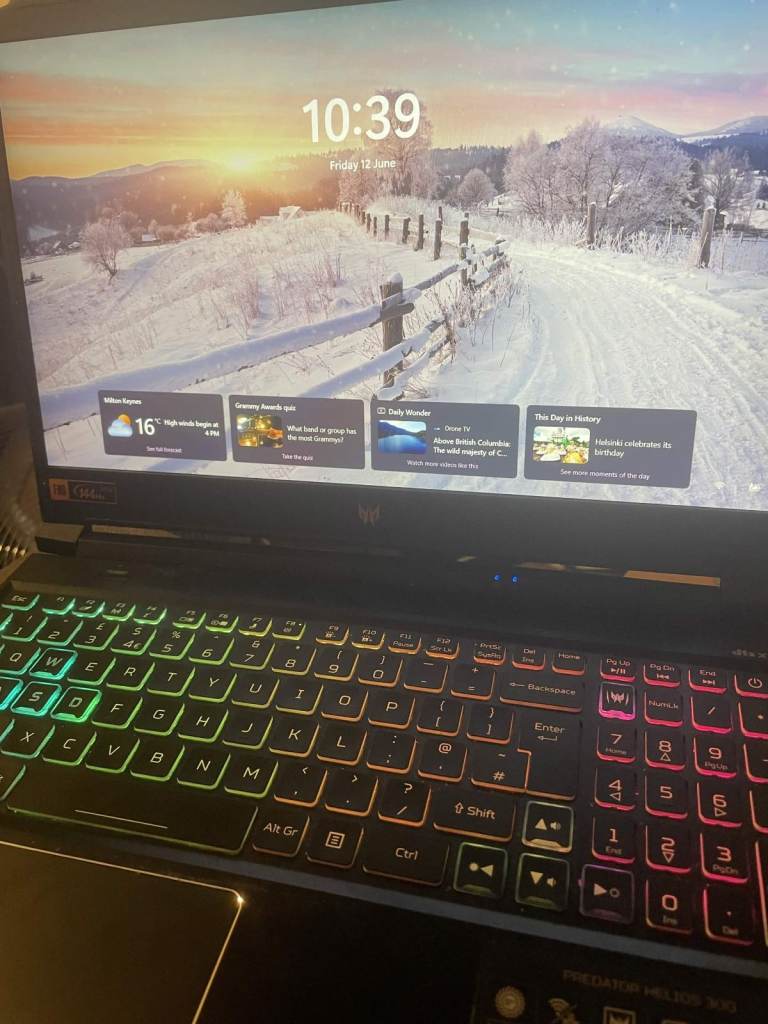 Acer predator Helios 300 gaming laptop