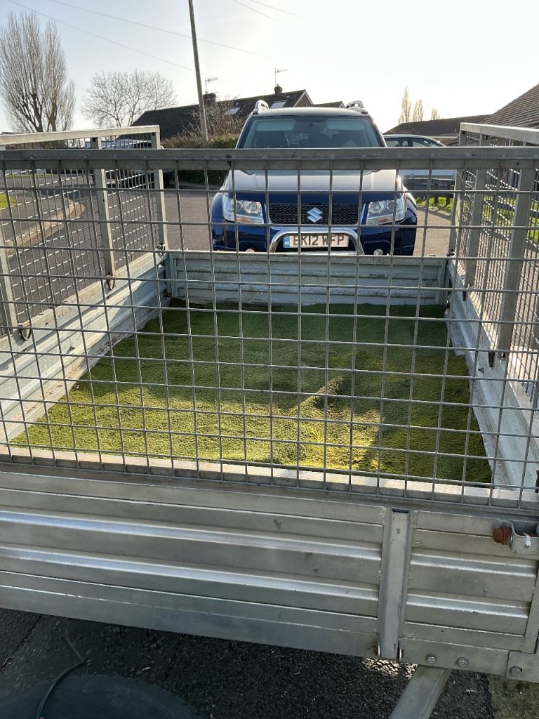 Seven by five caged heavy duty trailer,straight leaf spring axle,single 13in wheels,