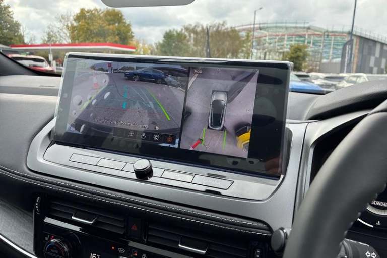 2025 Nissan Qashqai 1.3 DiG-T MH Tekna [Bose] 5dr Manual Hatchback Petrol Manual