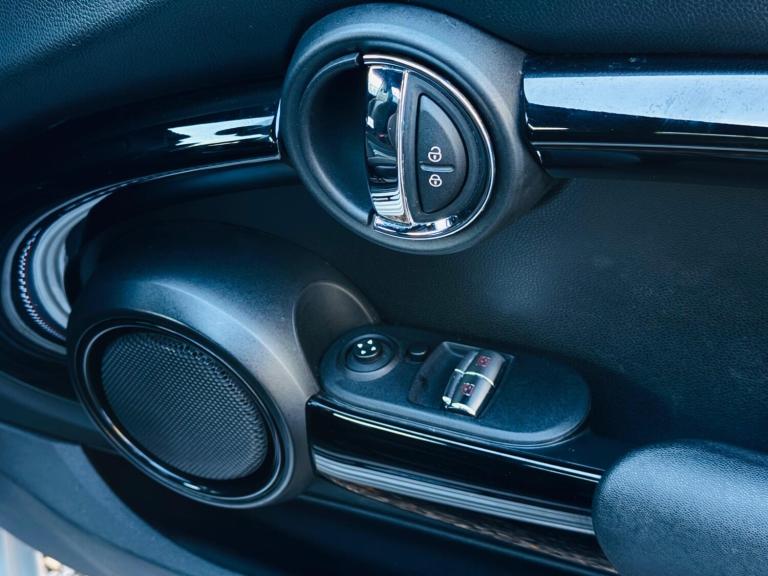 2018 MINI Hatch 2.0 John Cooper Works II 3dr HATCHBACK PETROL Manual