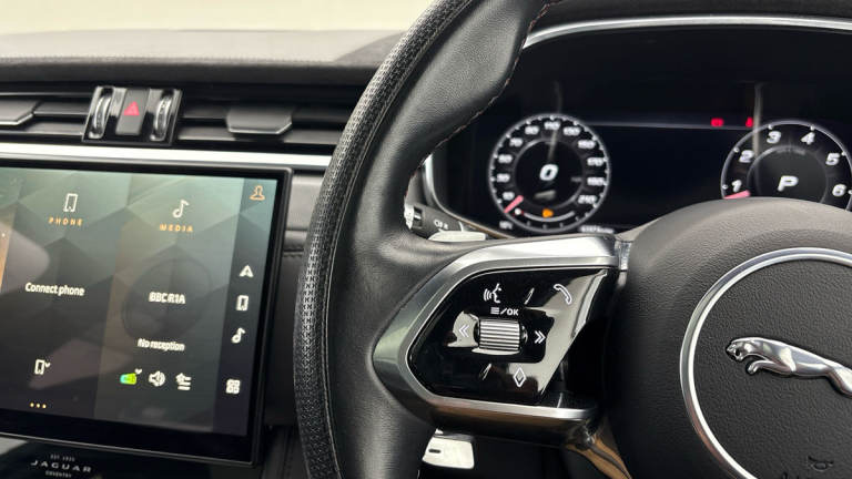 2021 Jaguar F-Pace 5.0 P550 V8 SVR SUV 5dr Petrol Quickshift AWD Euro 6 (s/s) (550 ps) SUV Petrol...