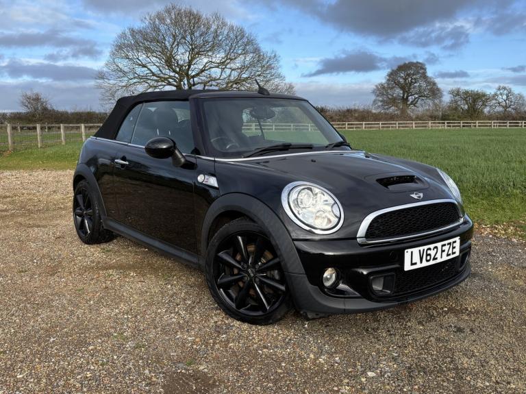 MINI CONVERTIBLE 2.0 Cooper SD Convertible 2012