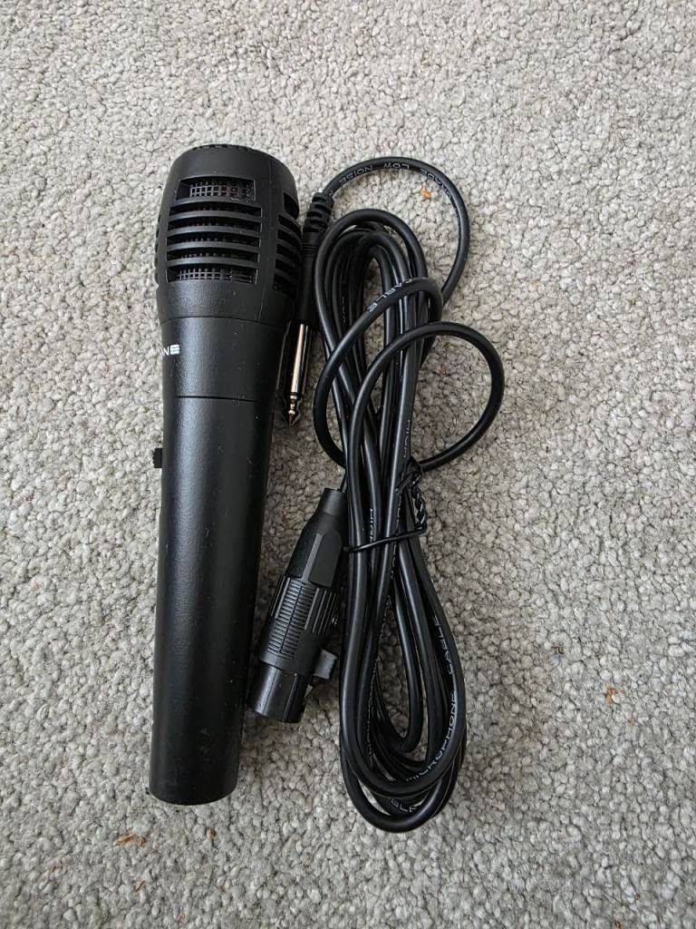 Brand new wired microphone
