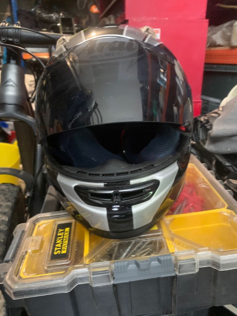 Arai Signet crash helmet