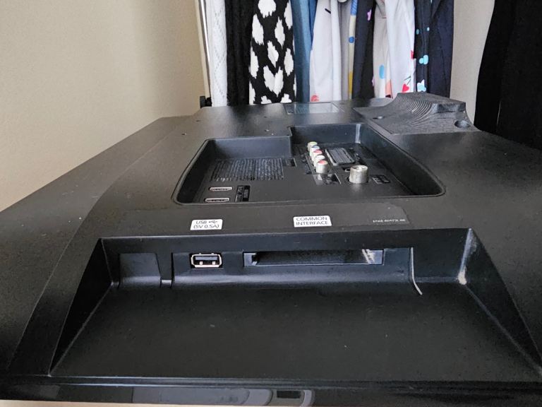 SAMSUNG 24" FREEVIEW TV - PERFECT WORKING ORDER