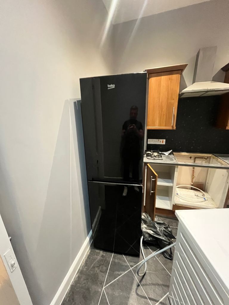 Beko Black Fridge Freezer - Like NEW Condition, Modern Look