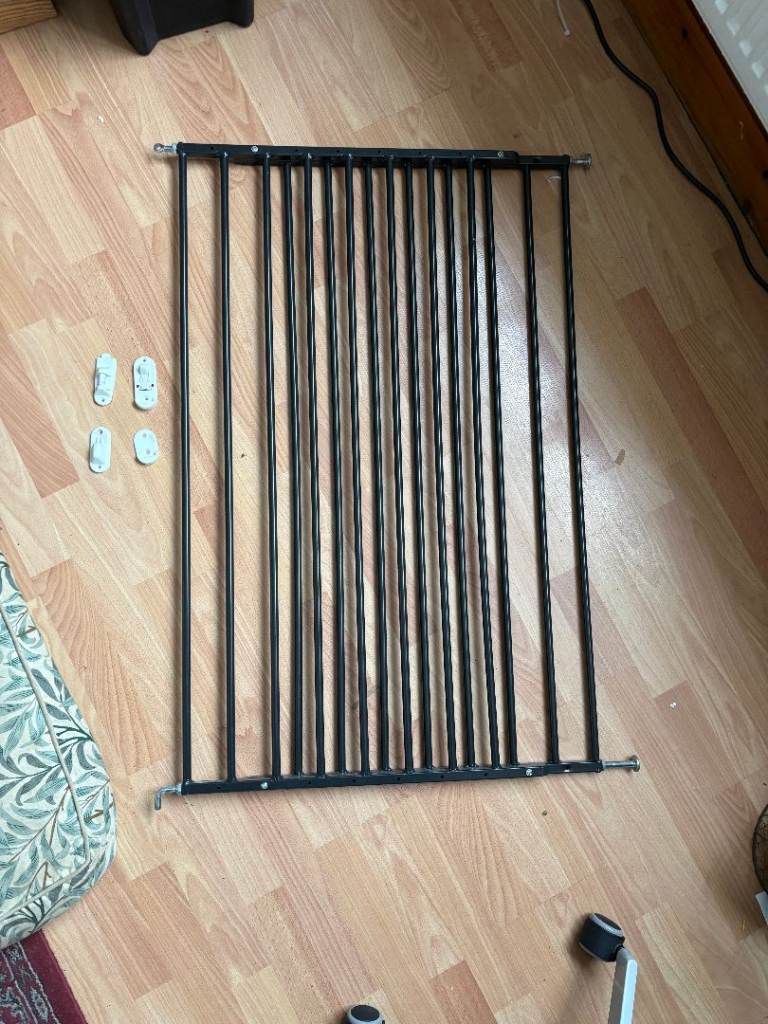 Pets at Home Extra Tall Double Panel Dog Gate - Fits 62.5-107cm gaps
