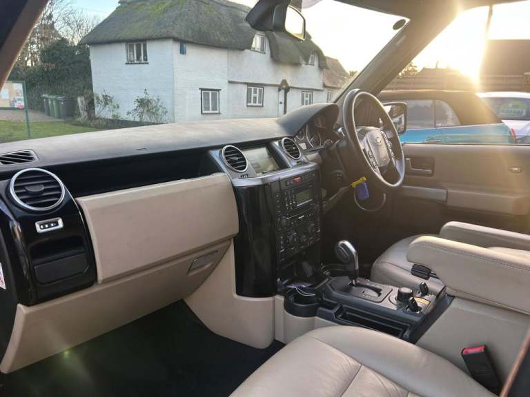  Land Rover Discovery 3 2.7 TD V6 HSE Station Wagon 5dr Diesel