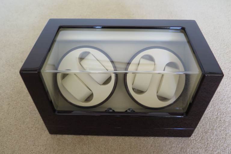 JQueen 4 Watch Winder