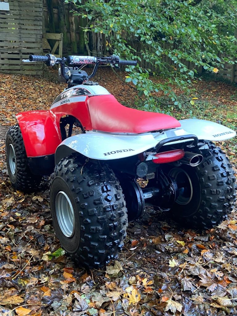 Honda trx 125 quad big red 