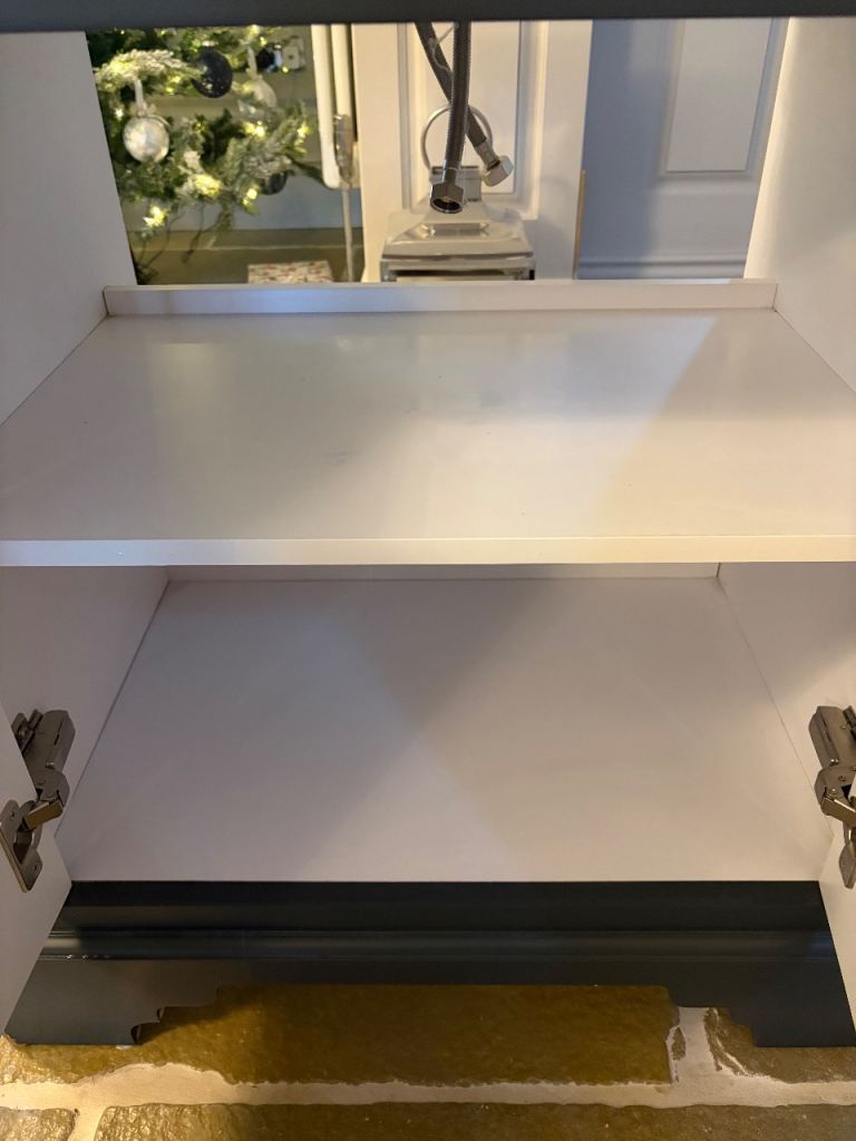 Butler & Rose , Floor standing vanity unit with basin 