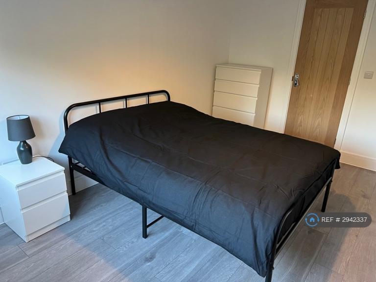 1 bedroom in Burn Side, Hoddesdon, EN11 (#2942337)
