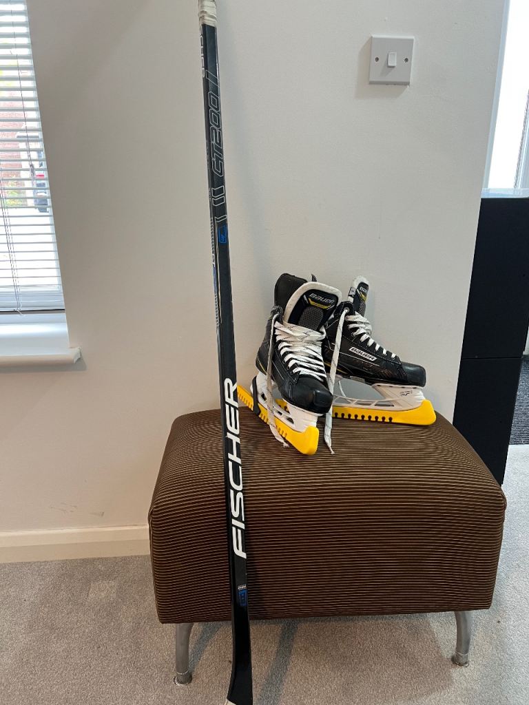 Bauer M1 Ice Skates and Fischer CT200 Hockey Stick - As Good As New