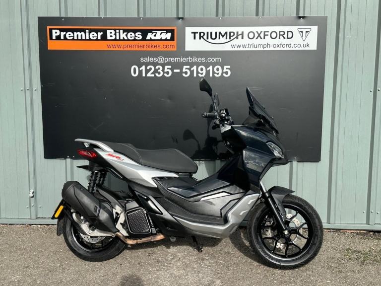 Awesome One Owner 2023/23 Aprilia SR GT 125 Scooter 
